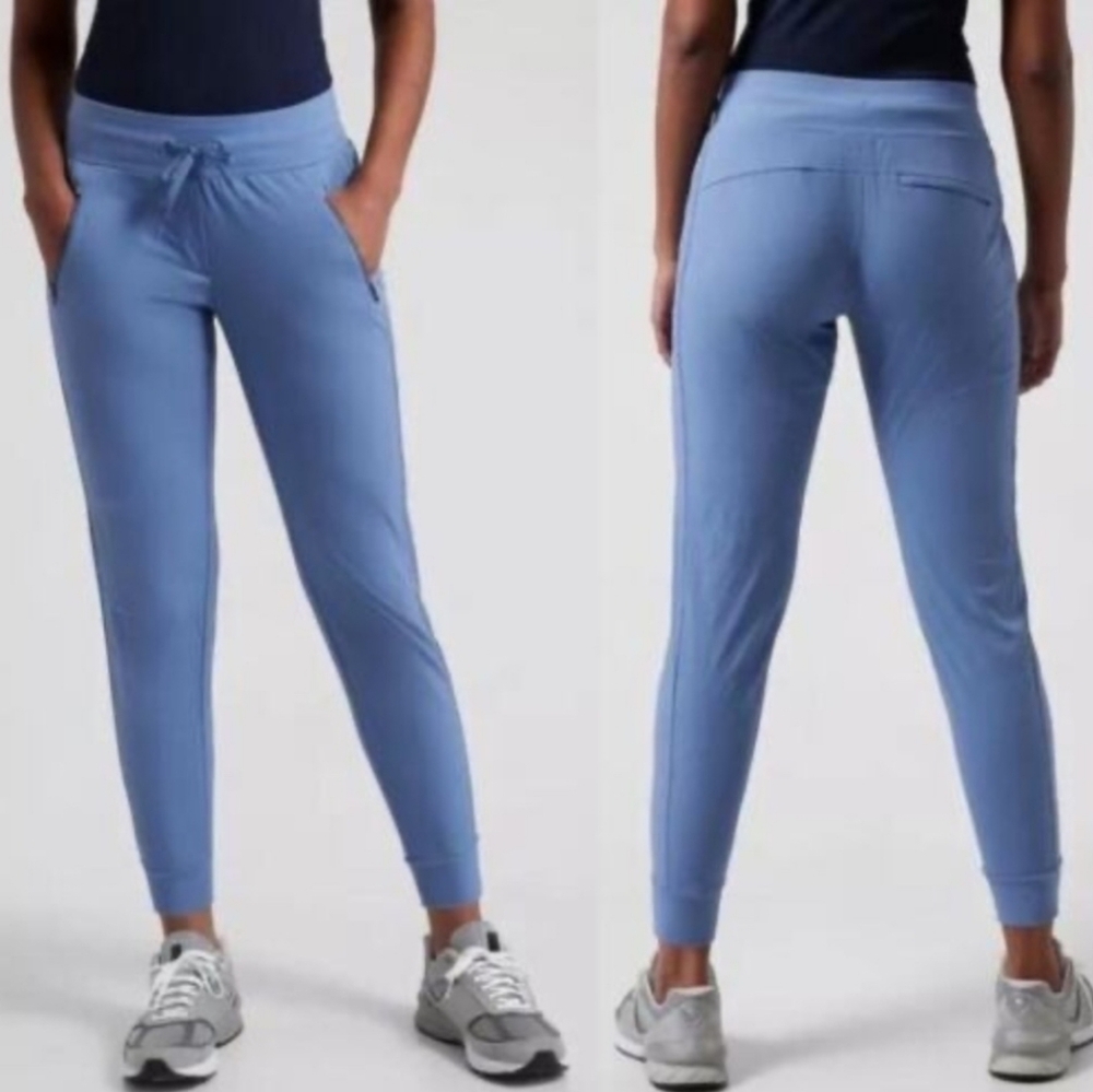Athleta Trekky North Jogger Sz 8 Cottage Blue